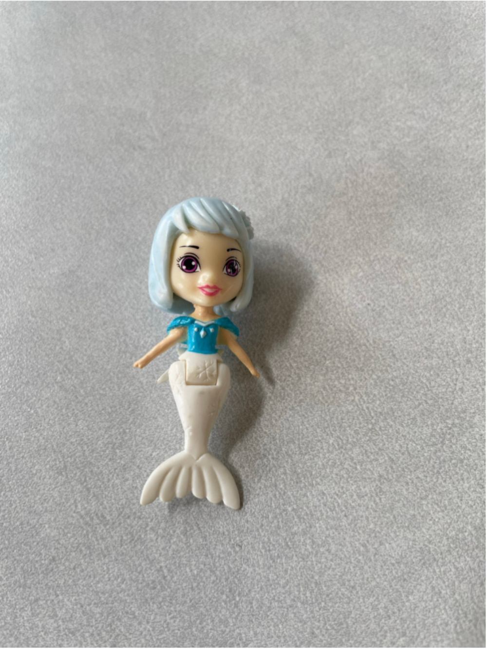 Splashlings mermaid toy figure
